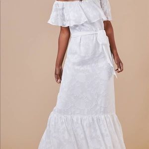 Vow’d elated dress in ivory size 4